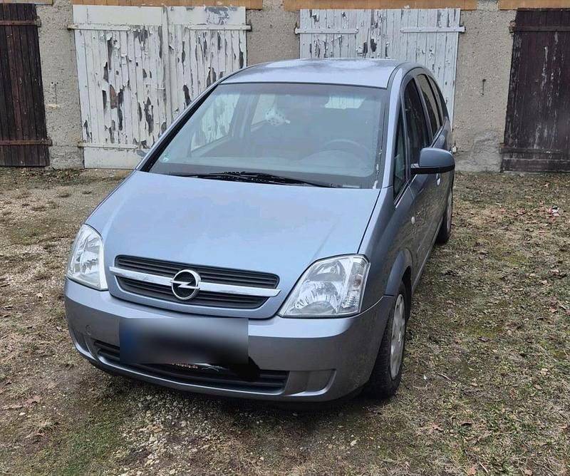Silber Gebraucht 2005 Opel Meriva Van / Kleinbus | 850 € (Fairer Preis) - Bild 1/4