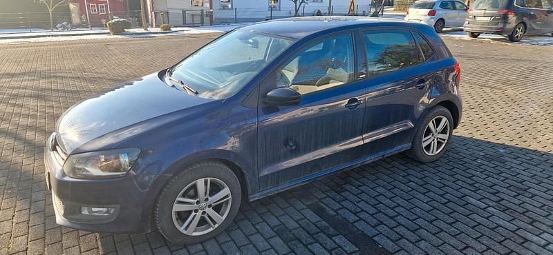 Gebraucht VW Polo 90 PS (66 kW) 2012 Blau Kleinwagen