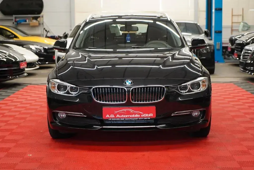 Gebraucht BMW 320 Luxury Line 184 PS (135 kW) 2015 Schwarz Kombi