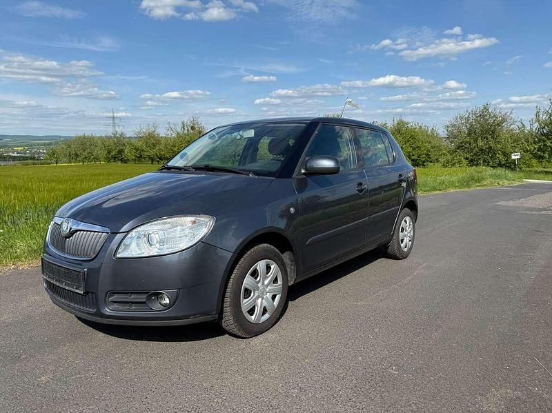 Anthracite grau mettalic Gebraucht 2008 Skoda Fabia Ambiente Kleinwagen | 1.250 € (Guter Preis) - Bild 1/4