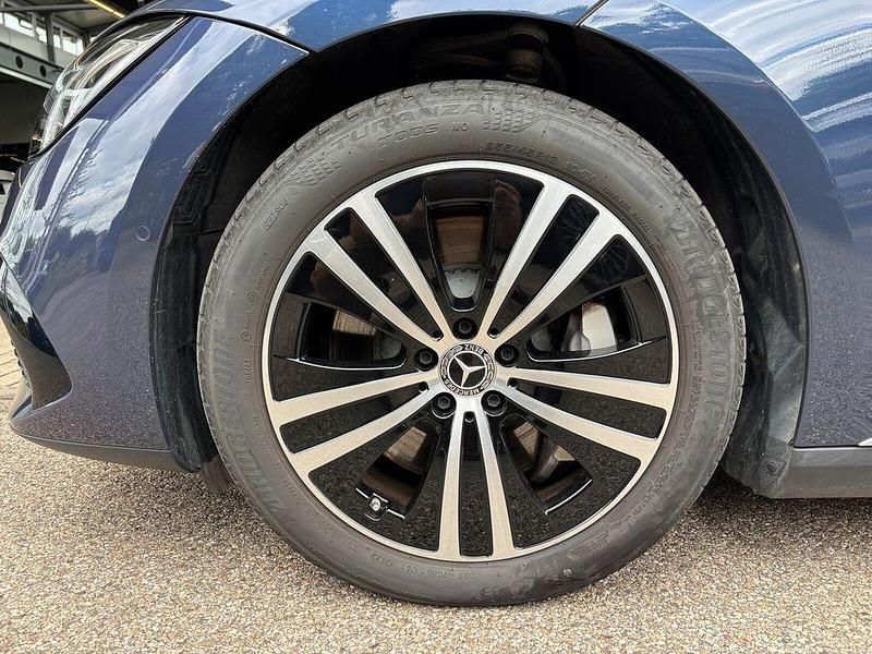 Gebraucht Mercedes EQE350 Advanced 214 kW (292 PS) 2024 Lack sodalithblau Limousine