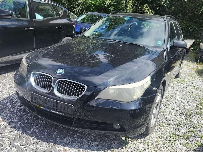 Gebraucht BMW 530 231 PS (169 kW) 2006 Schwarz ii Kombi