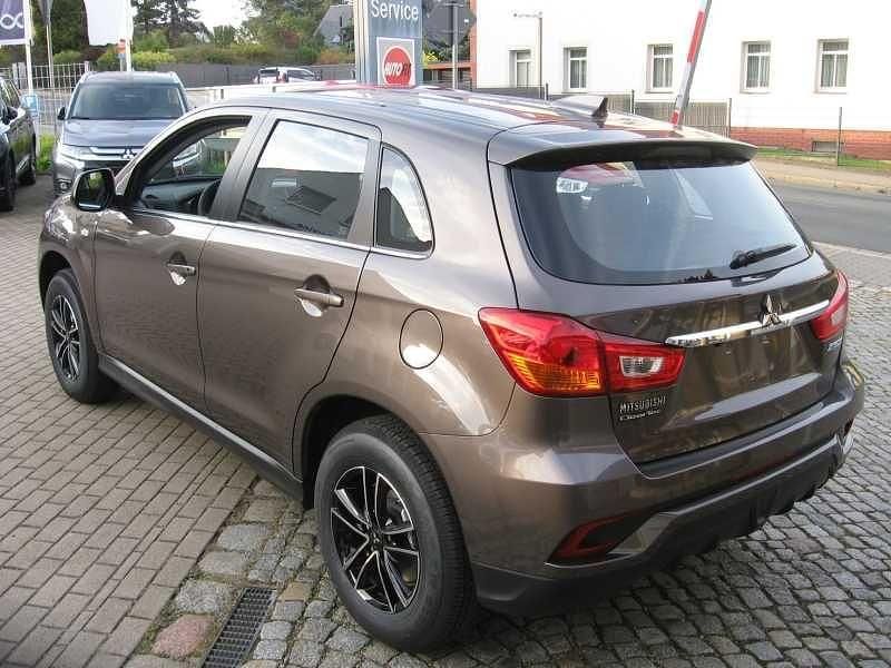 Gebraucht Mitsubishi ASX Edition 117 PS (86 kW) 2018 Granitbraun SUV