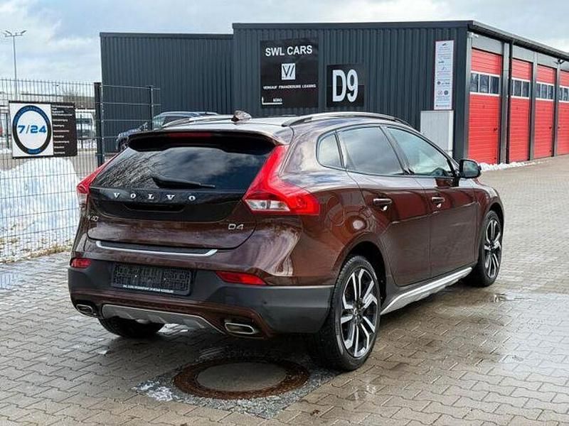 Gebraucht Volvo V40 CC 190 PS (139 kW) 2016 Braun Kombi