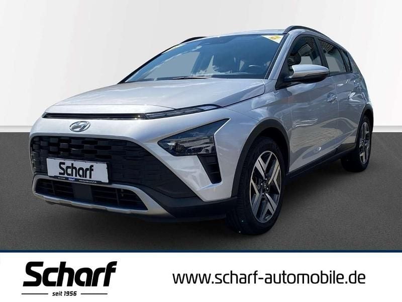 Silber Gebraucht 2021 Hyundai Bayon Intro Edition SUV | 15.890 € (Guter Preis) - Bild 1/4