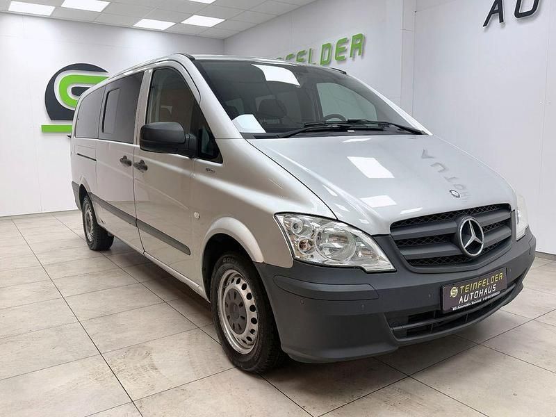 Silber Gebraucht 2014 Mercedes Vito Van / Kleinbus | 12.990 € - Bild 1/4