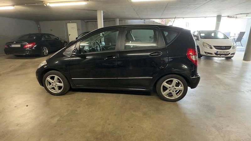 Gebraucht Mercedes A150 95 PS (69 kW) 2008 Schwarz Kleinwagen