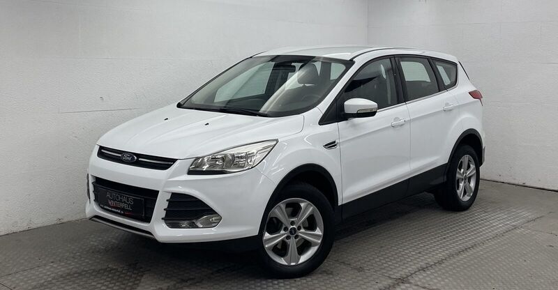 Frostweiß Gebraucht 2016 Ford Kuga Trend SUV | 9.300 € (Superpreis) - Bild 1/4