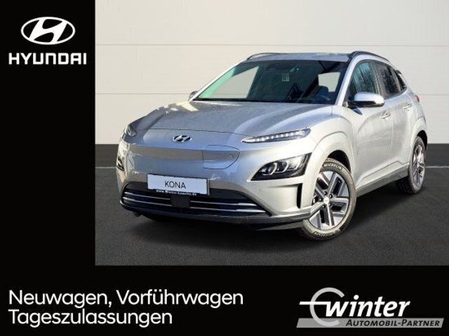 Silber metallic Gebraucht 2023 Hyundai Kona Advantage SUV | 24.979 € (Fairer Preis) - Bild 1/4