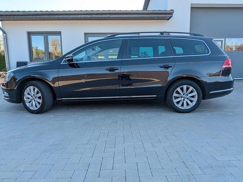 Usata VW Passat 122 CV (89 kW) 2014 Nero Berlina