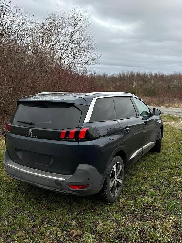 Gebraucht Peugeot 5008 150 PS (110 kW) 2017 Blau SUV