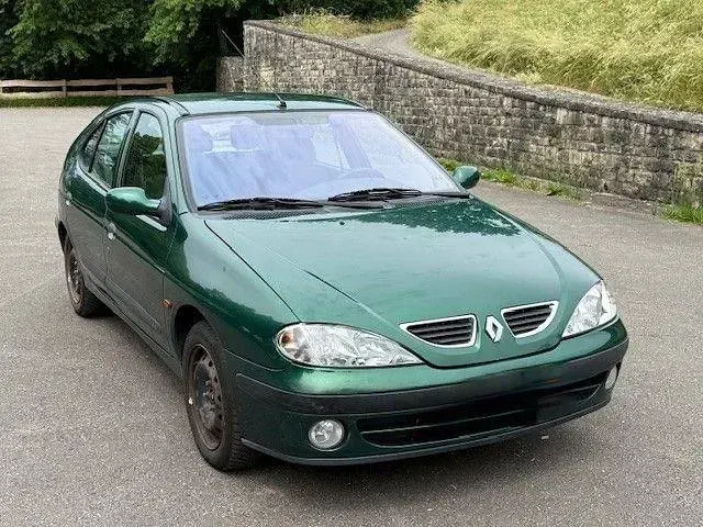 Gebraucht Renault Mégane II Expression 102 PS (75 kW) 2002 Grün Limousine