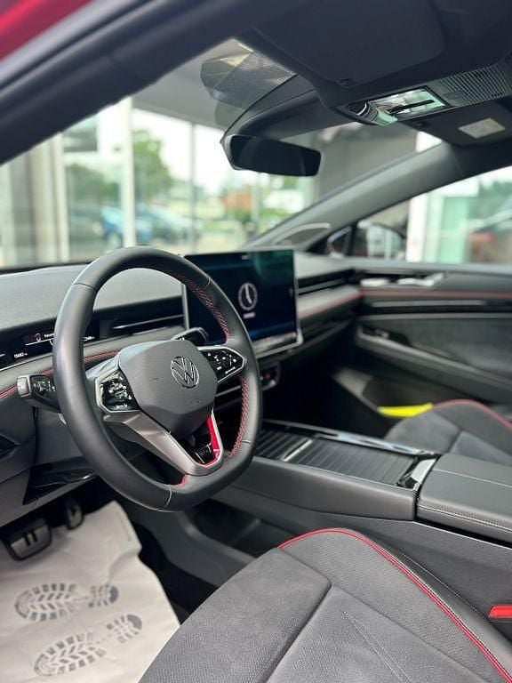 Gebraucht VW ID.7 GTX 250 kW (340 PS) 2024 Rot Limousine