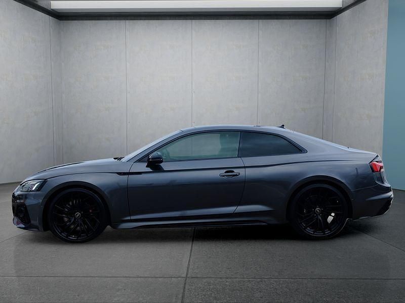 Grau Gebraucht 2022 Audi RS5 Coupé | 64.249 € (Fairer Preis) - Bild 1/1