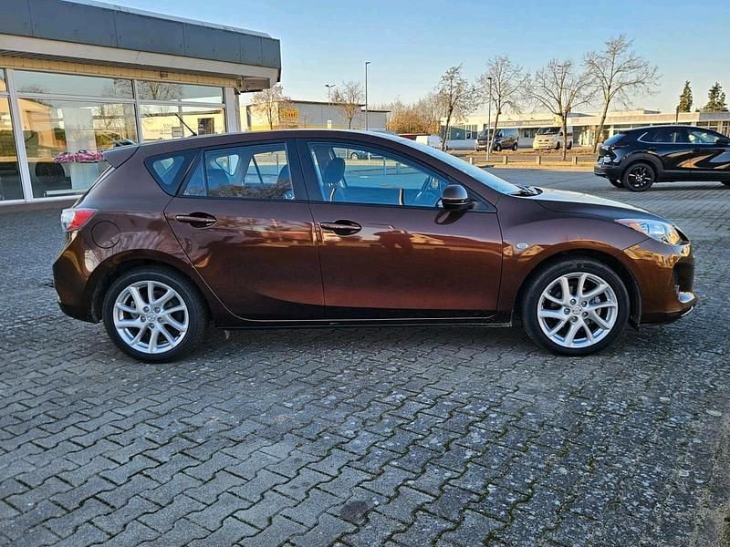 Gebraucht Mazda 3 105 PS (77 kW) 2012 Braun Limousine