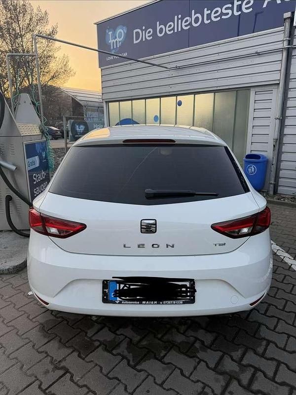 Gebraucht Seat Leon Style 110 PS (80 kW) 2016 Weiß Kleinwagen