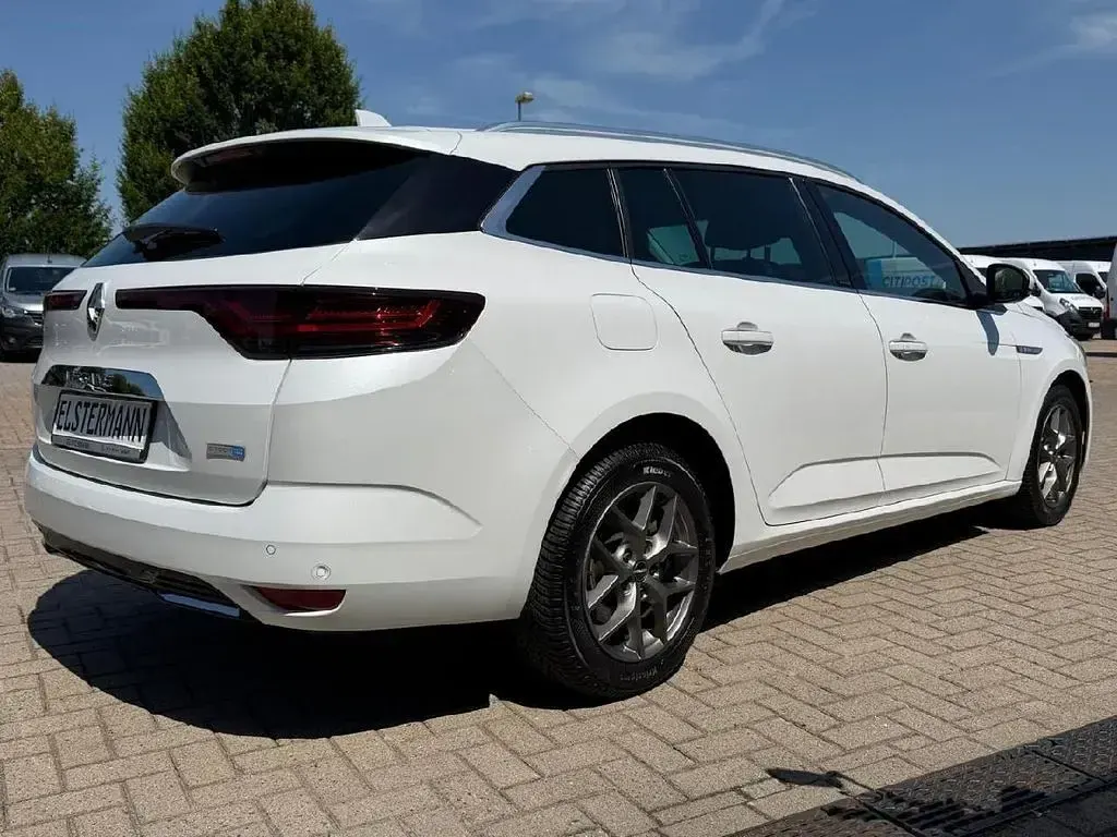 Gebraucht Renault Mégane IV Engineered 158 PS (116 kW) 2021 Weiß Limousine