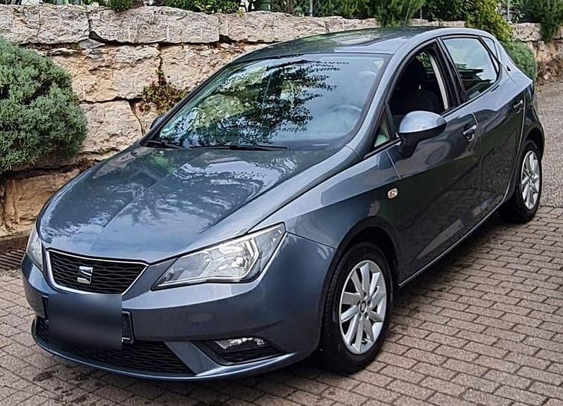 Grau Gebraucht 2014 Seat Ibiza Style Limousine | 5.400 € (Fairer Preis) - Bild 1/4