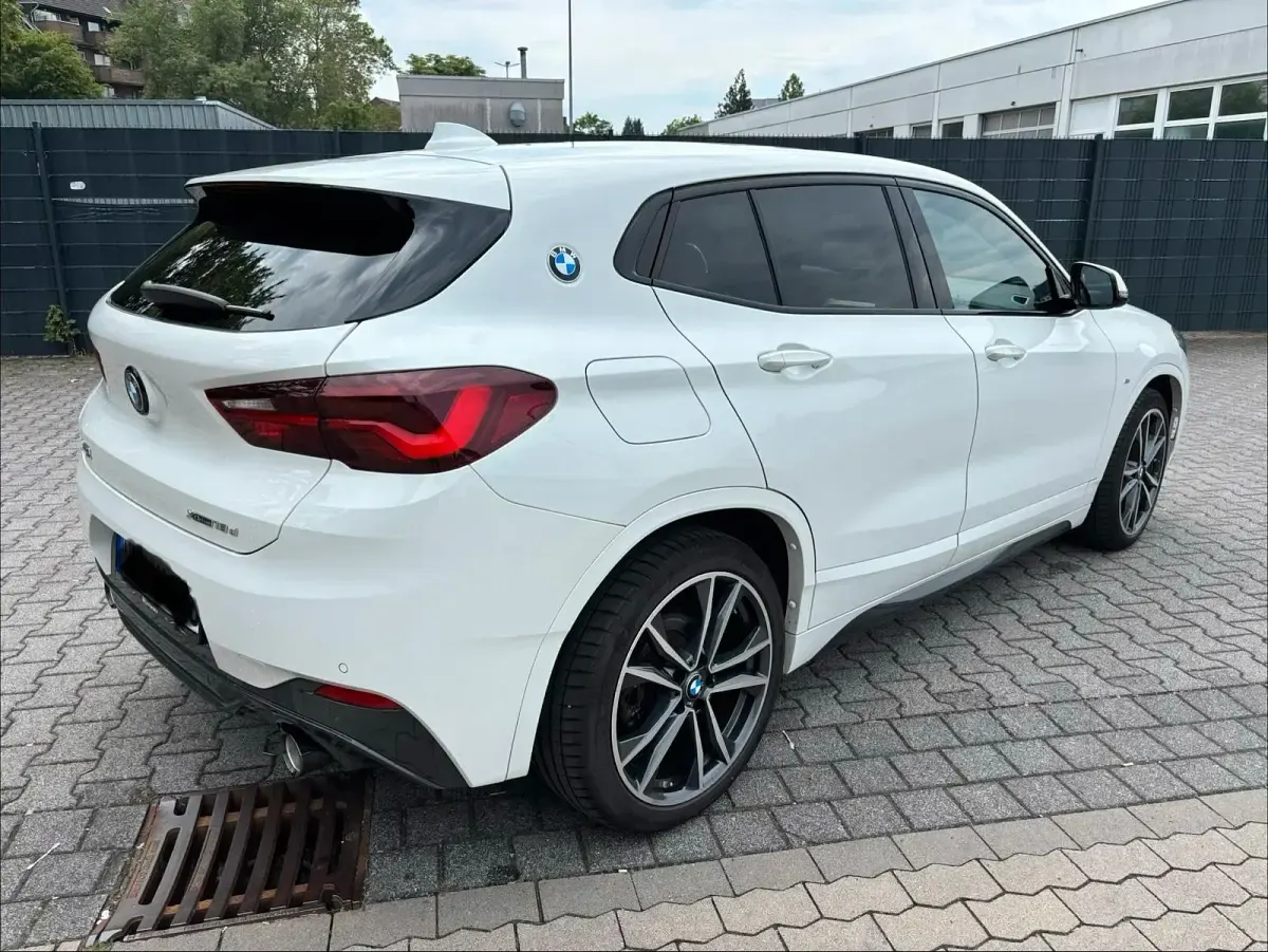 Gebraucht BMW X2 M Sport 150 PS (110 kW) 2022 Weiß SUV
