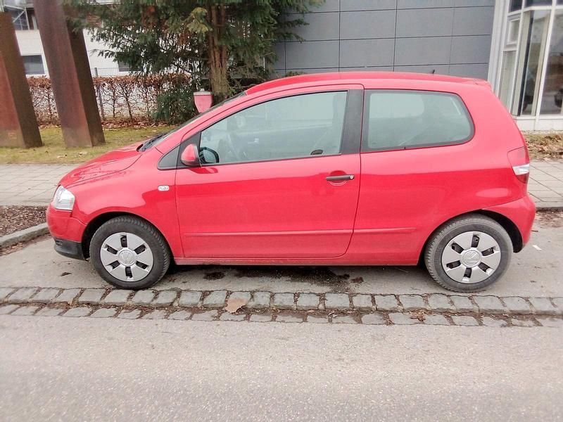Gebraucht VW Fox 55 PS (40 kW) 2010 Rot Kleinwagen