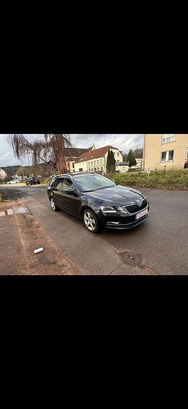 Gebraucht Skoda Octavia 150 PS (110 kW) 2017 Kombi