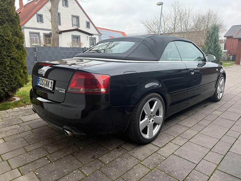 Schwarz Gebraucht 2006 Audi A4 Cabriolet Cabrio | 6.299 € - Bild 1/4