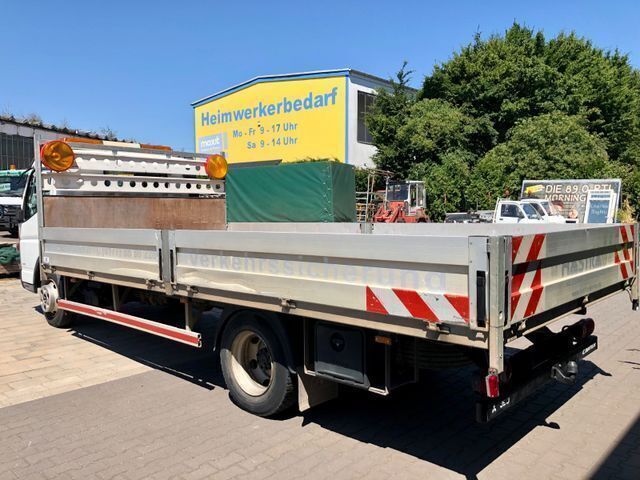 Gebraucht Mitsubishi Canter 150 PS (110 kW) 2015 Van