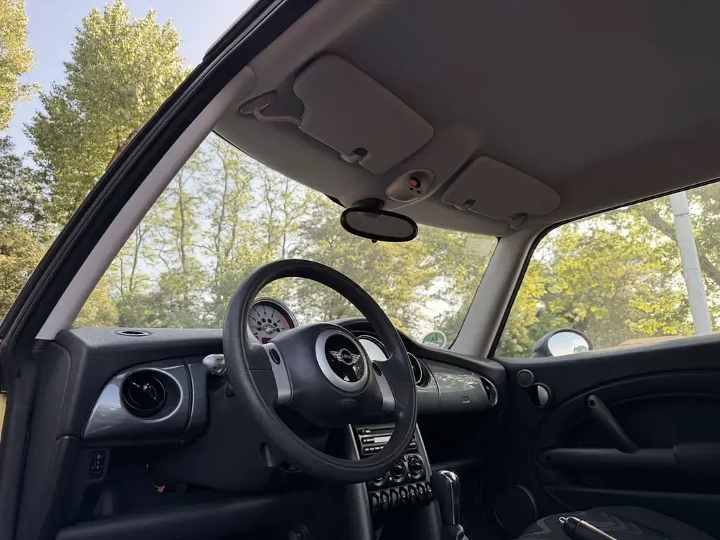Gebraucht Mini ONE 90 PS (66 kW) 2002 Gelb Kleinwagen