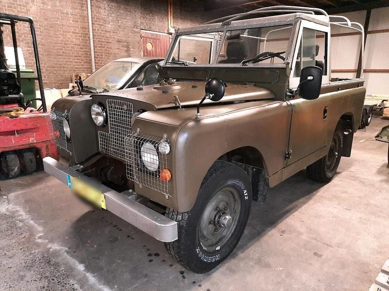 Grün Gebraucht 1964 Land Rover 88 SUV | 16.950 € - Bild 1/4