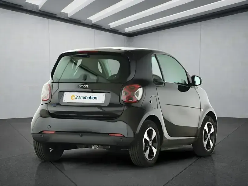 Gebraucht Smart ForTwo Electric Drive 60 kW (82 PS) 2024 Schwarz