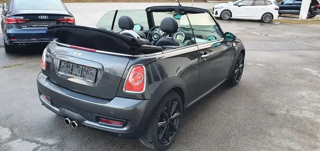 Gebraucht Mini Cooper S Cabriolet 184 PS (135 kW) 2014 Grau Cabrio