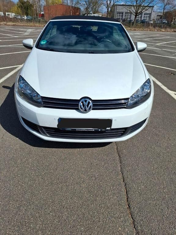 Gebraucht VW Golf Cabriolet 140 PS (102 kW) 2014 Weiß Cabrio
