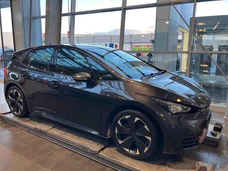 Gebraucht Cupra Born e-Boost 169 kW (231 PS) 2022 Quasargrau Kleinwagen