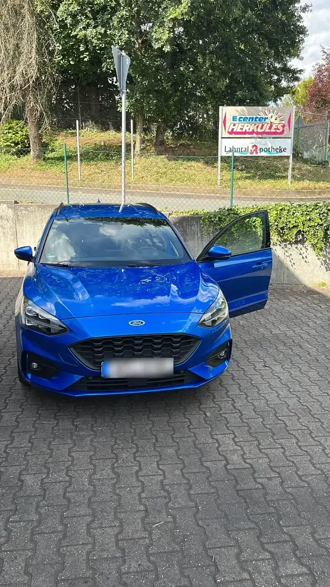 Gebraucht Ford Focus ST-Line 150 PS (110 kW) 2019 Blau Kombi