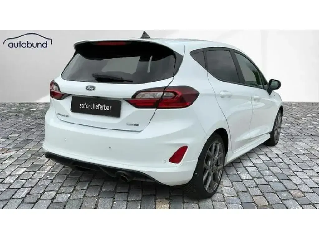 Gebraucht Ford Fiesta 125 PS (91 kW) 2022 Frostweiß Kleinwagen