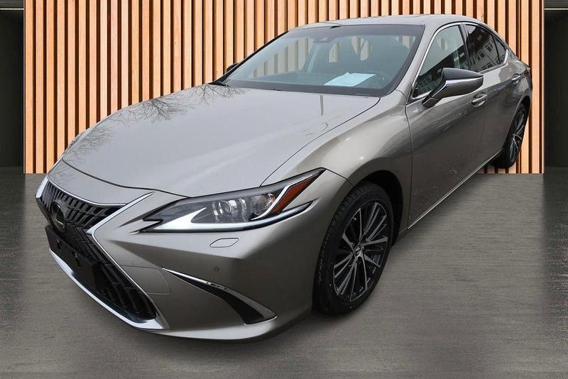 Grau Neu 2025 Lexus ES300H Limited Edition Limousine | 39.980 € (Guter Preis) - Bild 1/4
