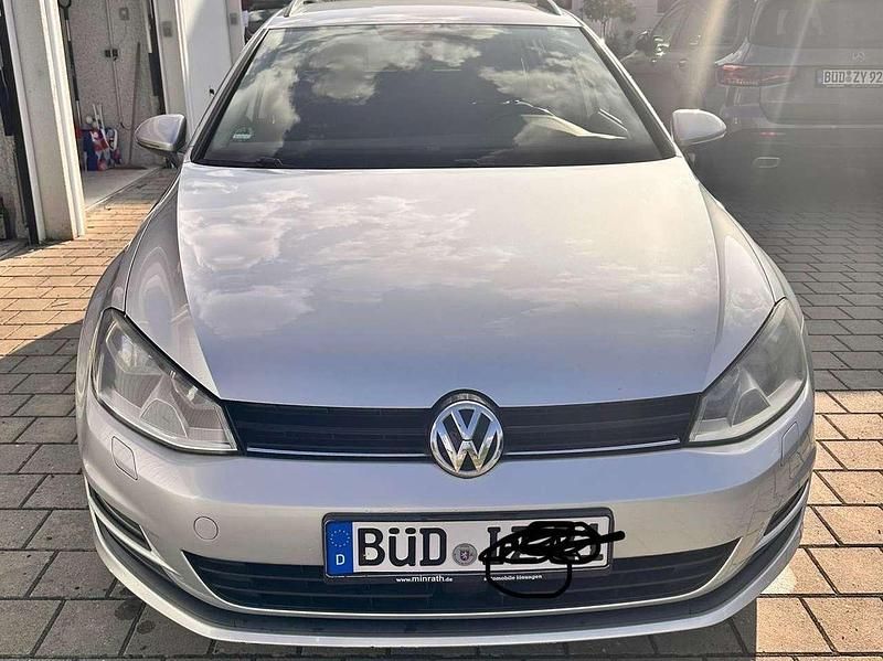 Silber Gebraucht 2014 VW Golf VII Kombi | 10.200 € (Fairer Preis) - Bild 1/4