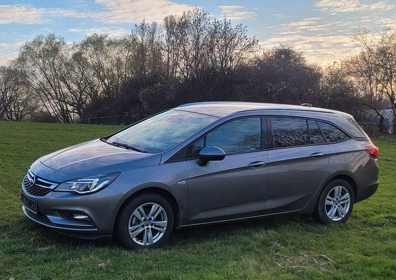 Usata Opel Astra Active 105 CV (77 kW) 2016 Station wagon