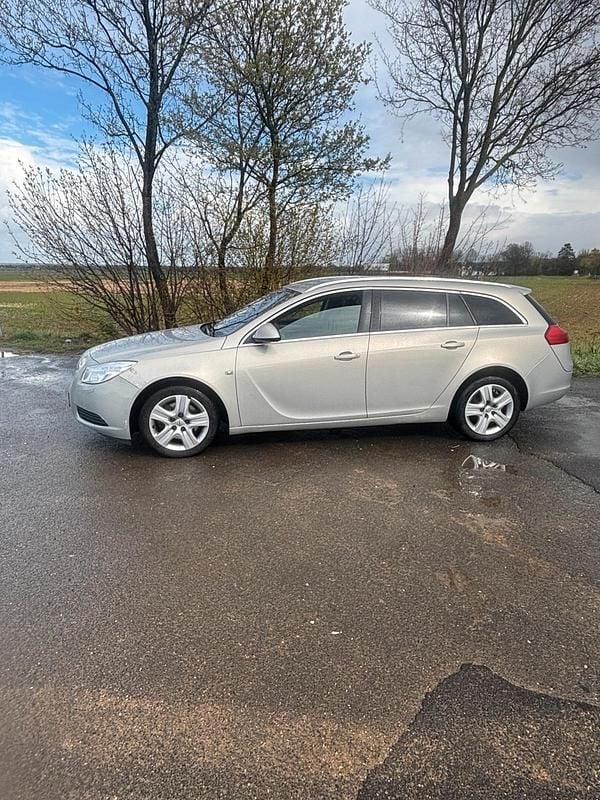 Gebraucht Opel Insignia 161 PS (118 kW) 2010 Grau Kombi