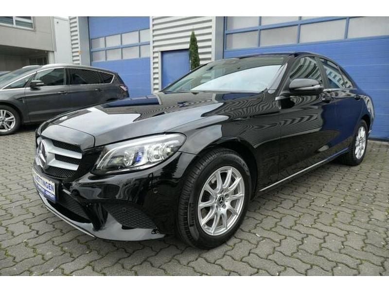 Schwarz Gebraucht 2021 Mercedes C220 Limousine | 26.849 € (Superpreis) - Bild 1/4