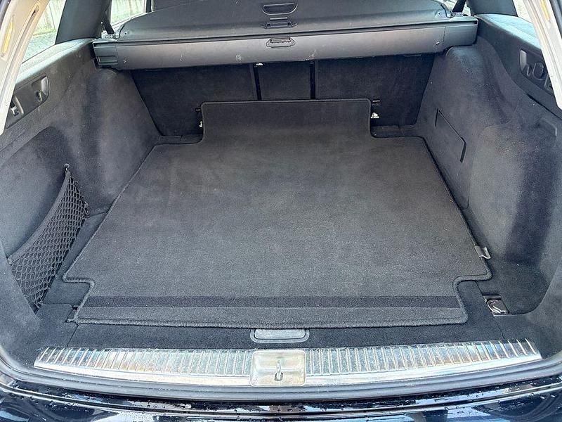 Gebraucht Mercedes E200 Avantgarde 197 PS (144 kW) 2020 Schwarz Kombi