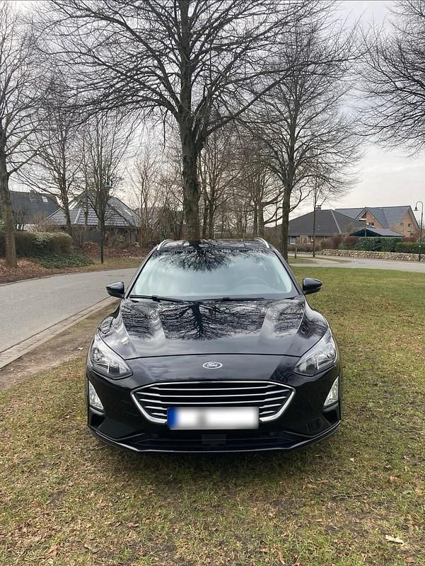 Gebraucht Ford Focus 120 PS (88 kW) 2020 Schwarz Kombi