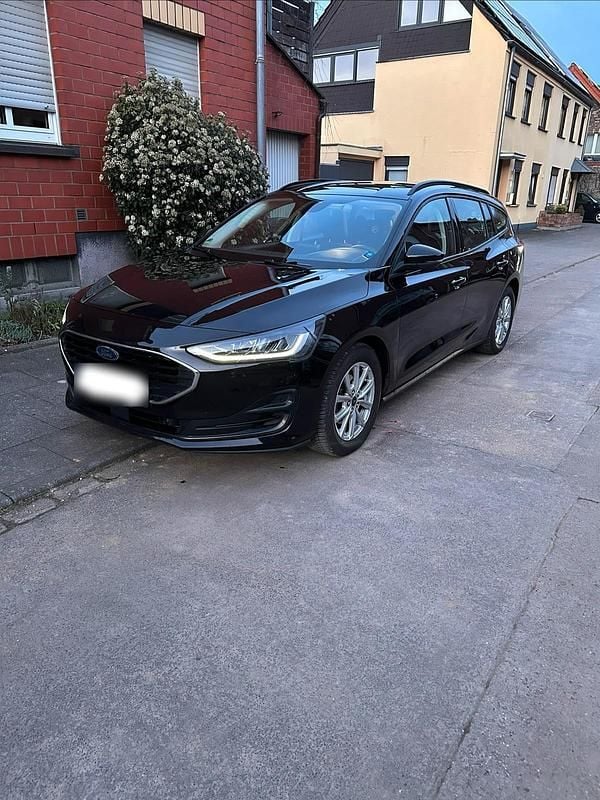 Gebraucht Ford Focus Cool & Connect 120 PS (88 kW) 2022 Schwarz Kombi