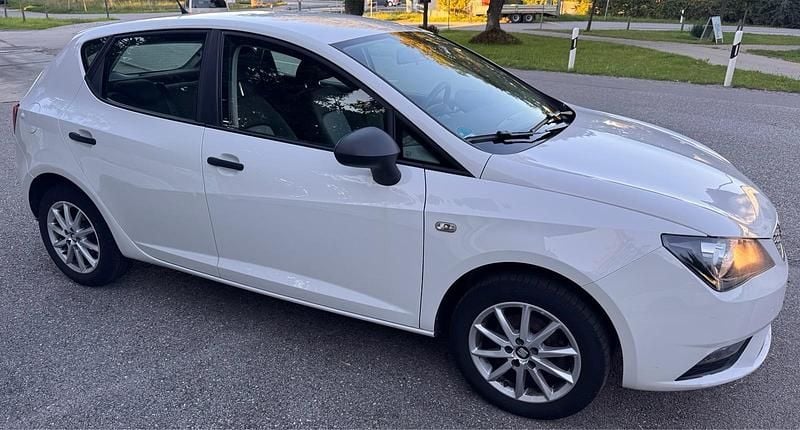 Weiß Gebraucht 2014 Seat Ibiza Style Kleinwagen | 3.600 € (Superpreis) - Bild 1/4