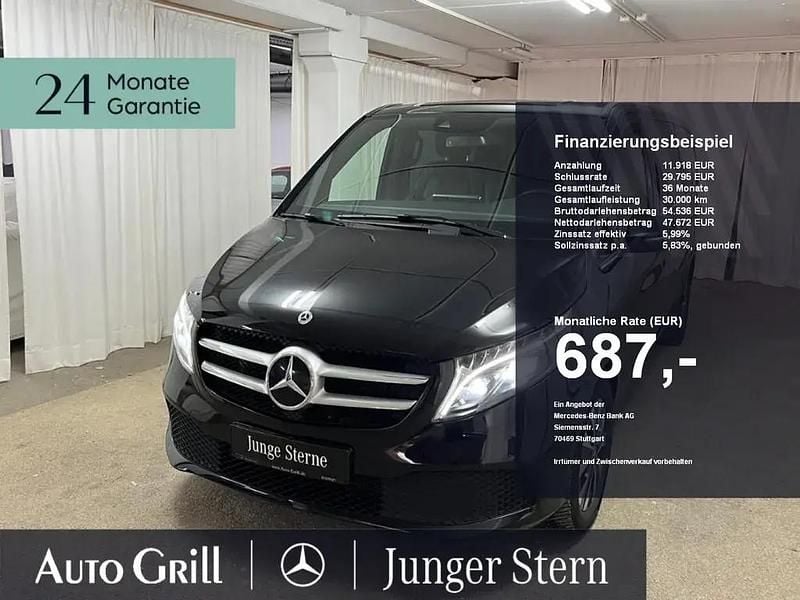 Obsidianschwarz metallic Gebraucht 2023 Mercedes V300 Avantgarde Van / Kleinbus | 57.870 € (Guter Preis) - Bild 1/4