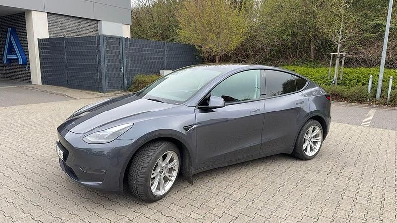 Gebraucht Tesla Model Y 274 kW (373 PS) 2022 SUV