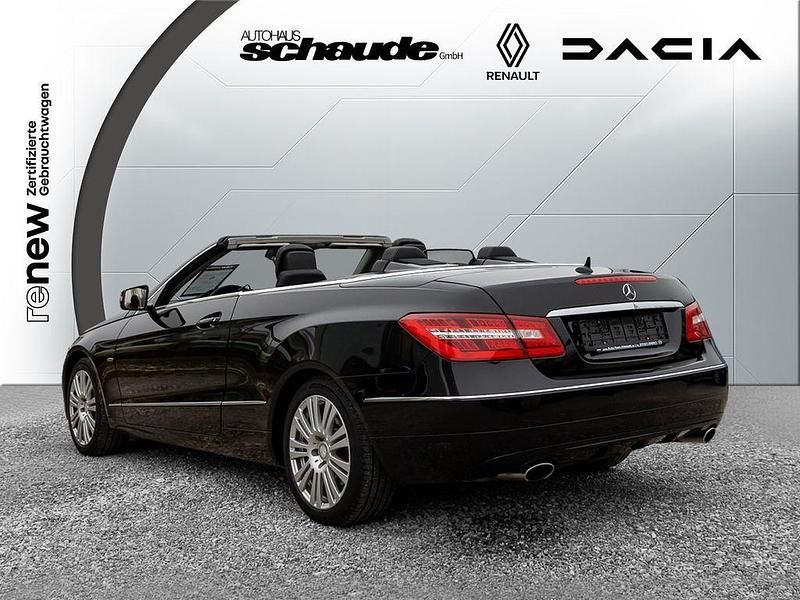 Gebraucht Mercedes E300 Elegance 252 PS (185 kW) 2012 Schwarz Cabrio