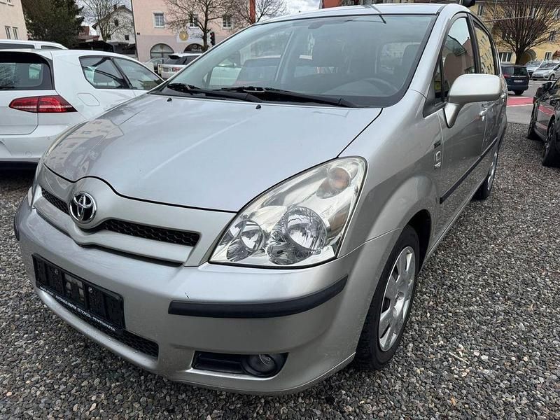 Gebraucht Toyota Corolla Verso Sol 110 PS (80 kW) 2005 Silber Van / Kleinbus