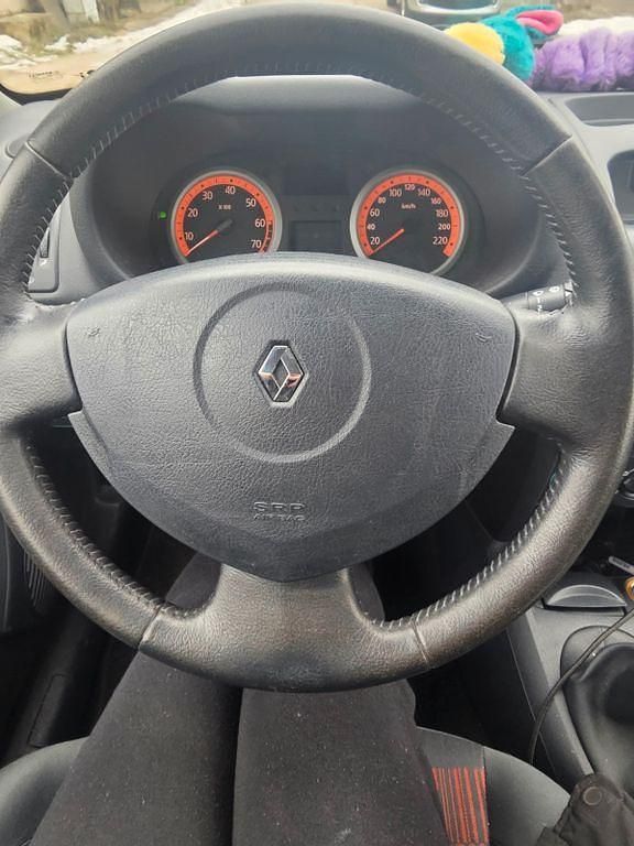 Gebraucht Renault Clio II 75 PS (55 kW) 2004 Schwarz Kleinwagen