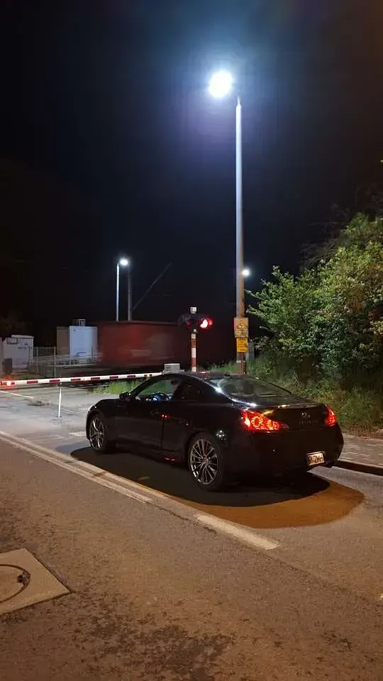 Gebraucht Infiniti G37 Premium 320 PS (235 kW) 2013 Coupé